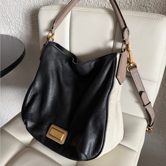 Marc Jacobs Handbags - Marc Jacobs Too Hot to Handle Soft Leather Black, Tan and Cream Shoulder Bag